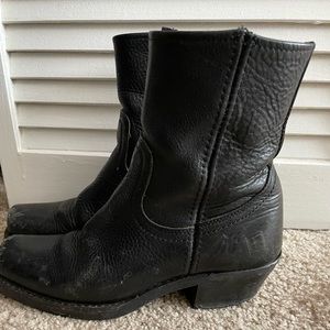 Frye black leather mid calf boot sz 7.5